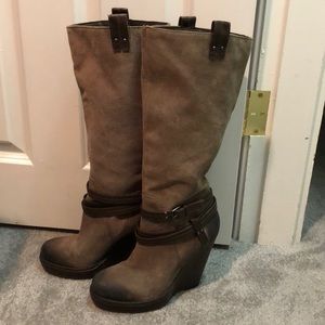 Jessica Simpson boots